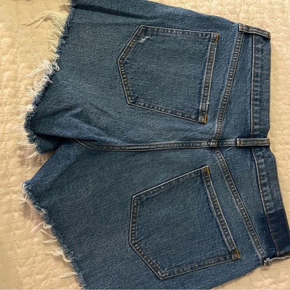 Abercrombie & Fitch High Rise Distressed Denim Cutoff Shorts Frayed Hem - Picture 4 of 6
